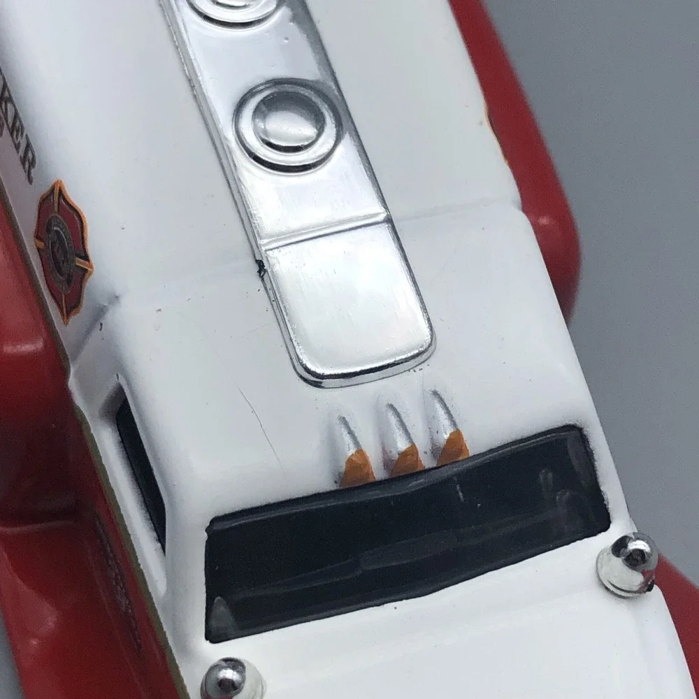 Jada D-Rods 1939 '39 Dodge Airflow‎ Fire Tanker Red & White Diecast 1/64 Scale